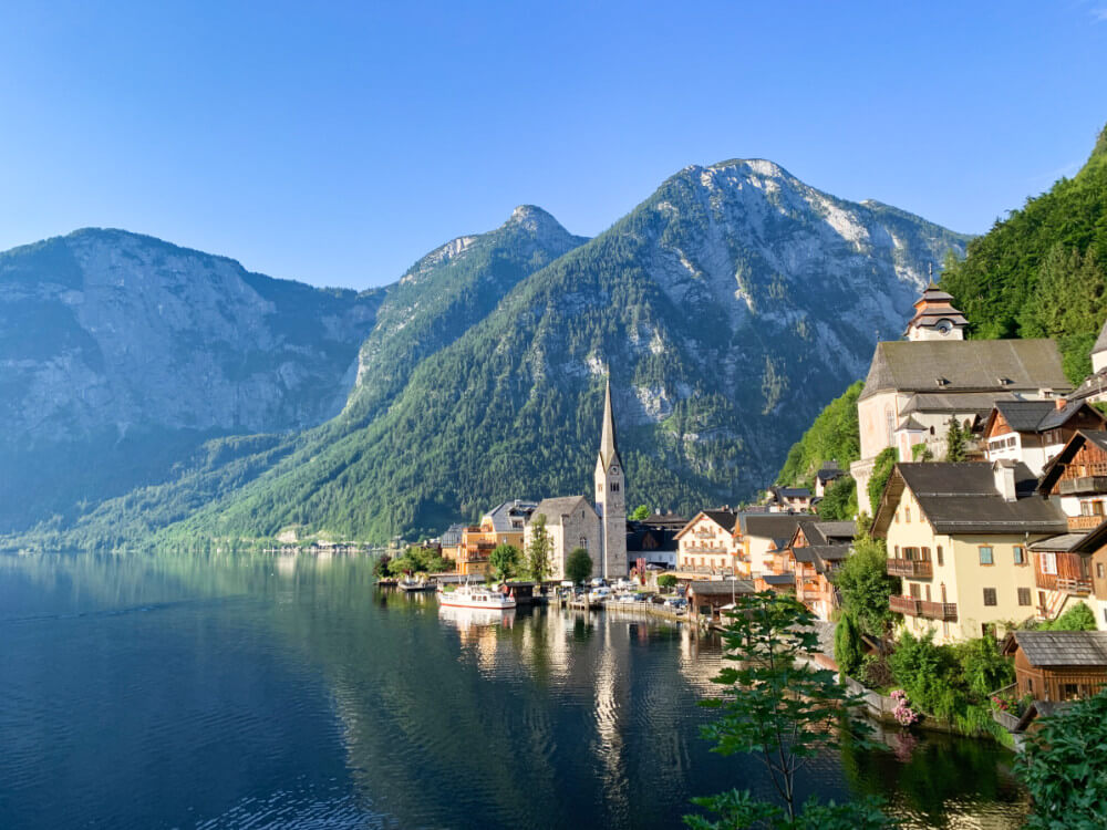 5 Reasons NOT to do a Salzburg to Hallstatt Day Trip - Scenic and Savvy